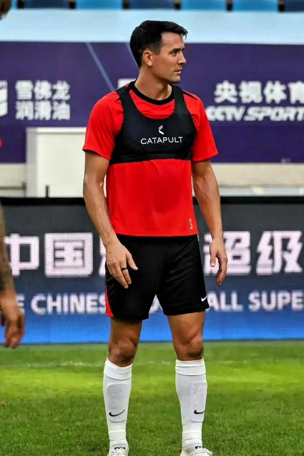 九游-清晨体能课后，罗马刷新队史纪录备战中超，信心回归，资深球员宣示担当-九游