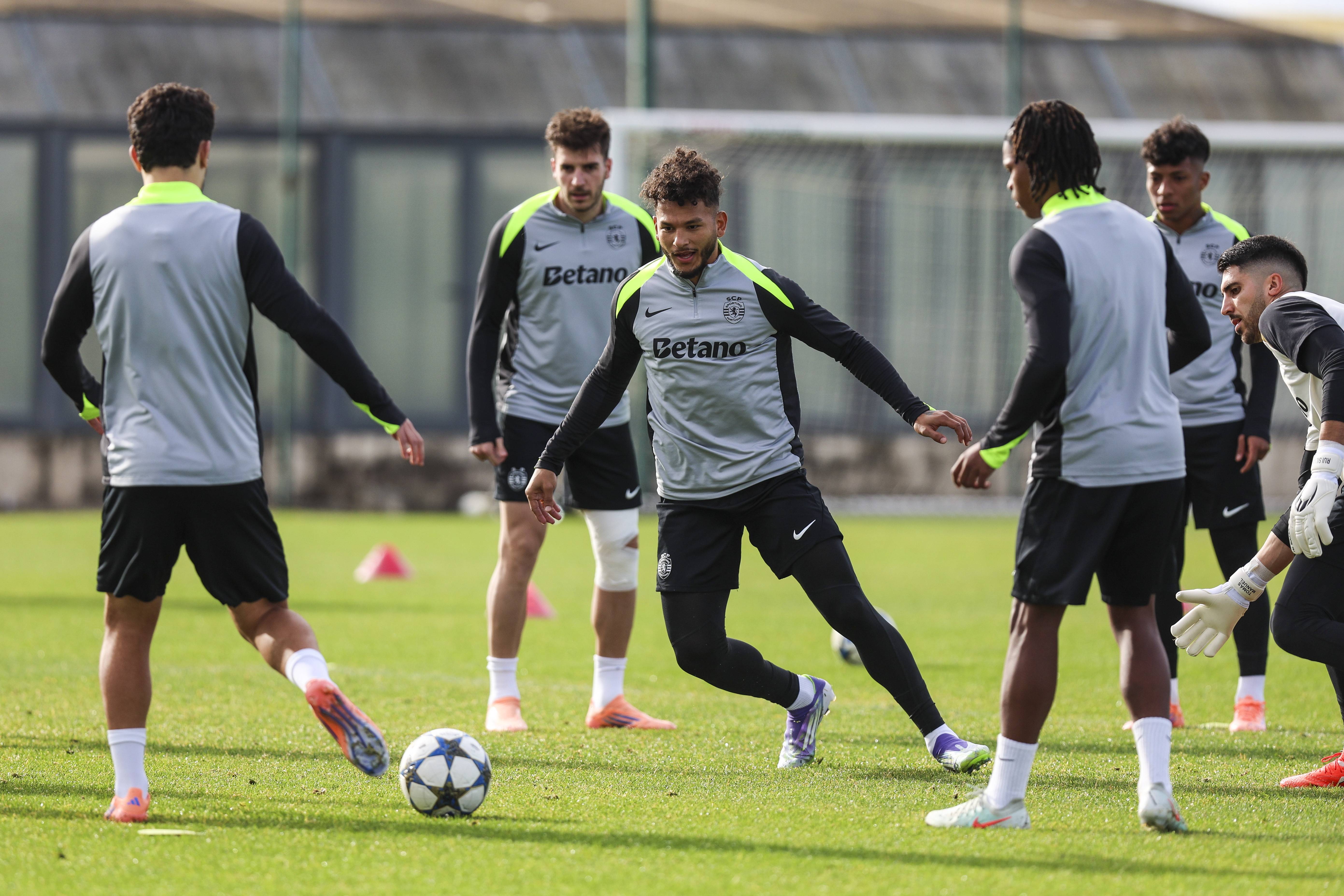 九游体育app-加时末段体能课后；巴塞罗那主帅复盘备战欧冠；管理层满意；心理建设被强调的简单介绍-九游体育app